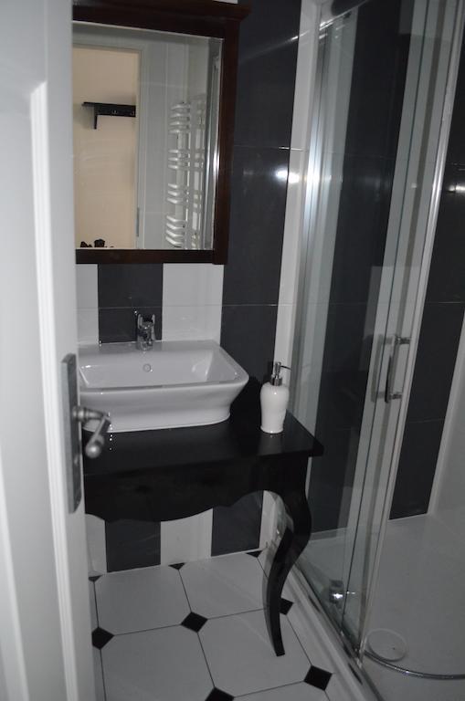 Apartament Orchidea Centrum Warsaw Bilik gambar